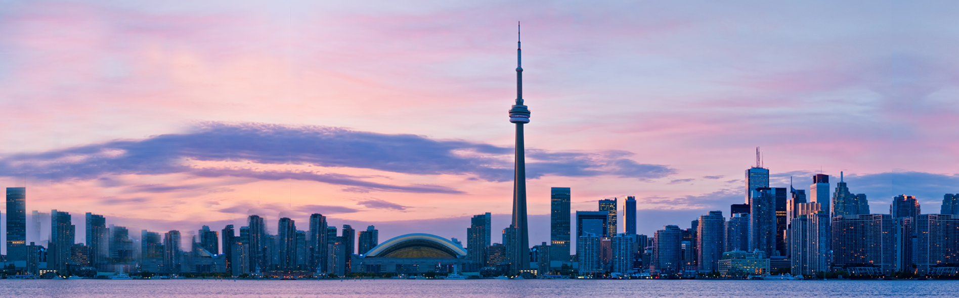 A leading postal services provider consolidates multiple data centers and moves to an as-a-service hybrid cloud model